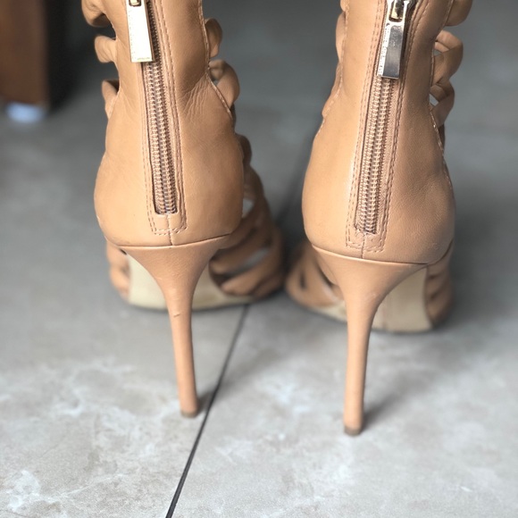 VINCE CAMUTO | gladiator heels. - Picture 4 of 9